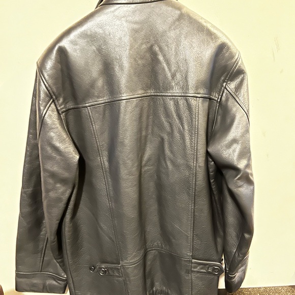 Danier Leather Jacket, Size Large, Black Colour - Picture 2 of 3